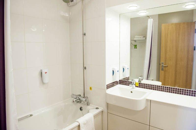Premier Inn Glasgow Milngavie Extérieur photo